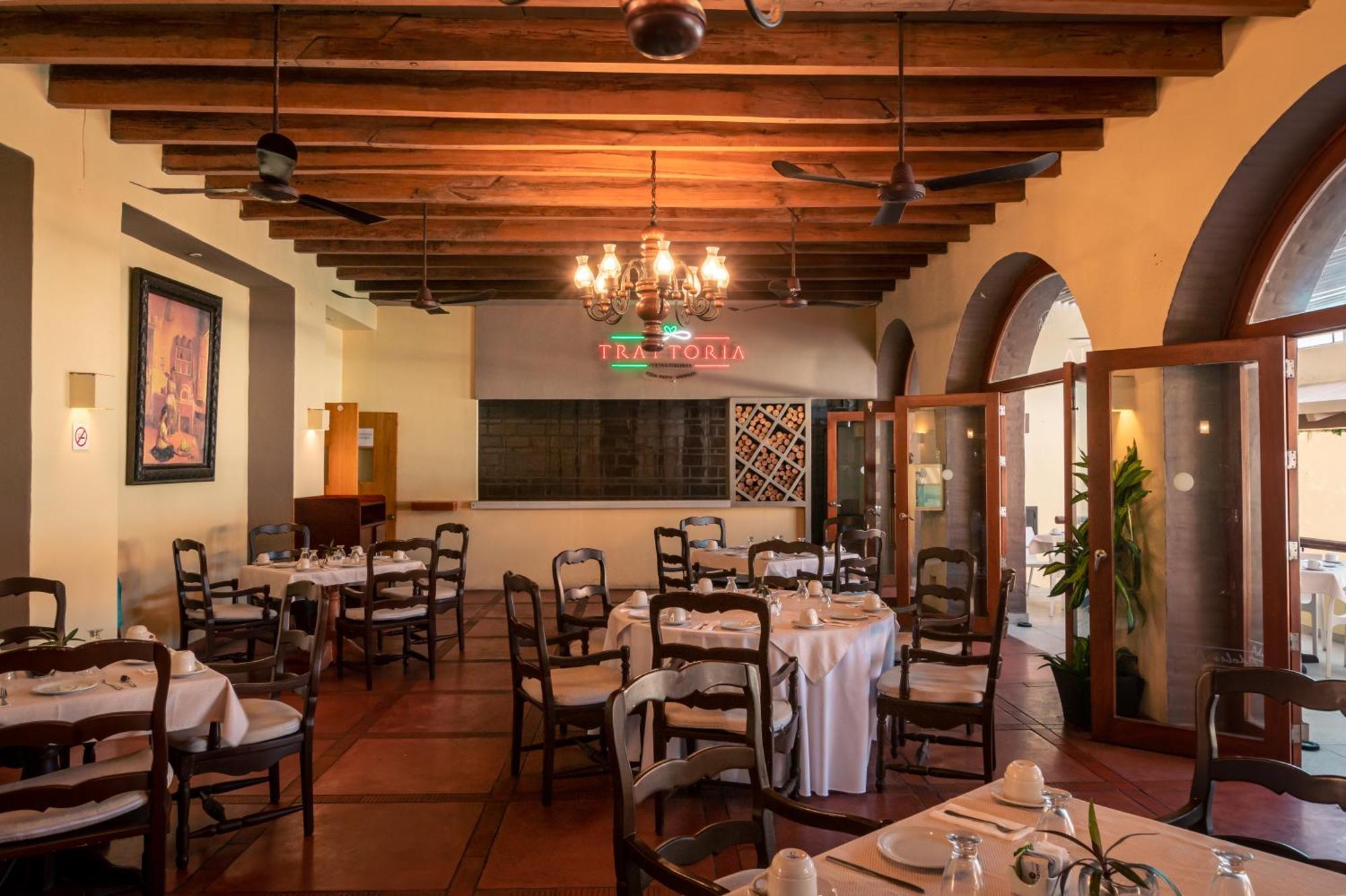 Costa De Oro Beach Hotel Mazatlán Εξωτερικό φωτογραφία